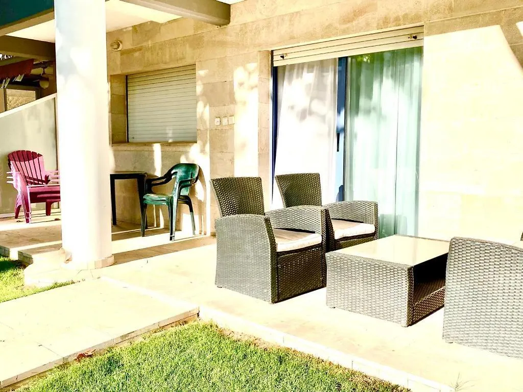 Royal Park Eilat Apartments 0*,
