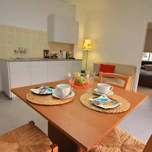  דירה P. Ioannou Flats קפריסין